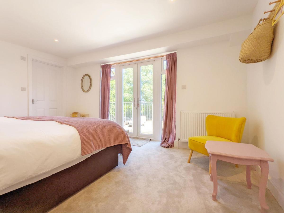 Priory Coach House - Church Norton เซลซี ภายนอก รูปภาพ