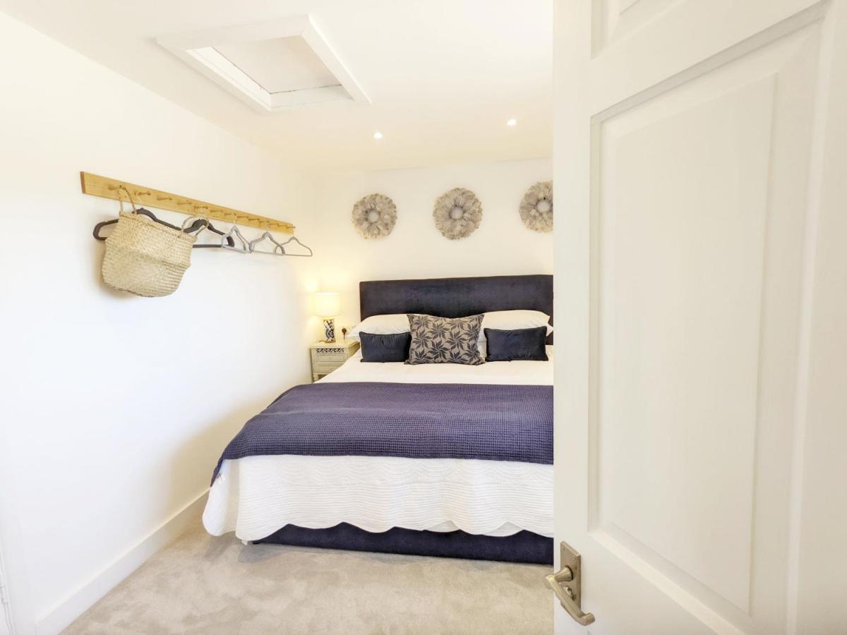 Priory Coach House - Church Norton เซลซี ภายนอก รูปภาพ