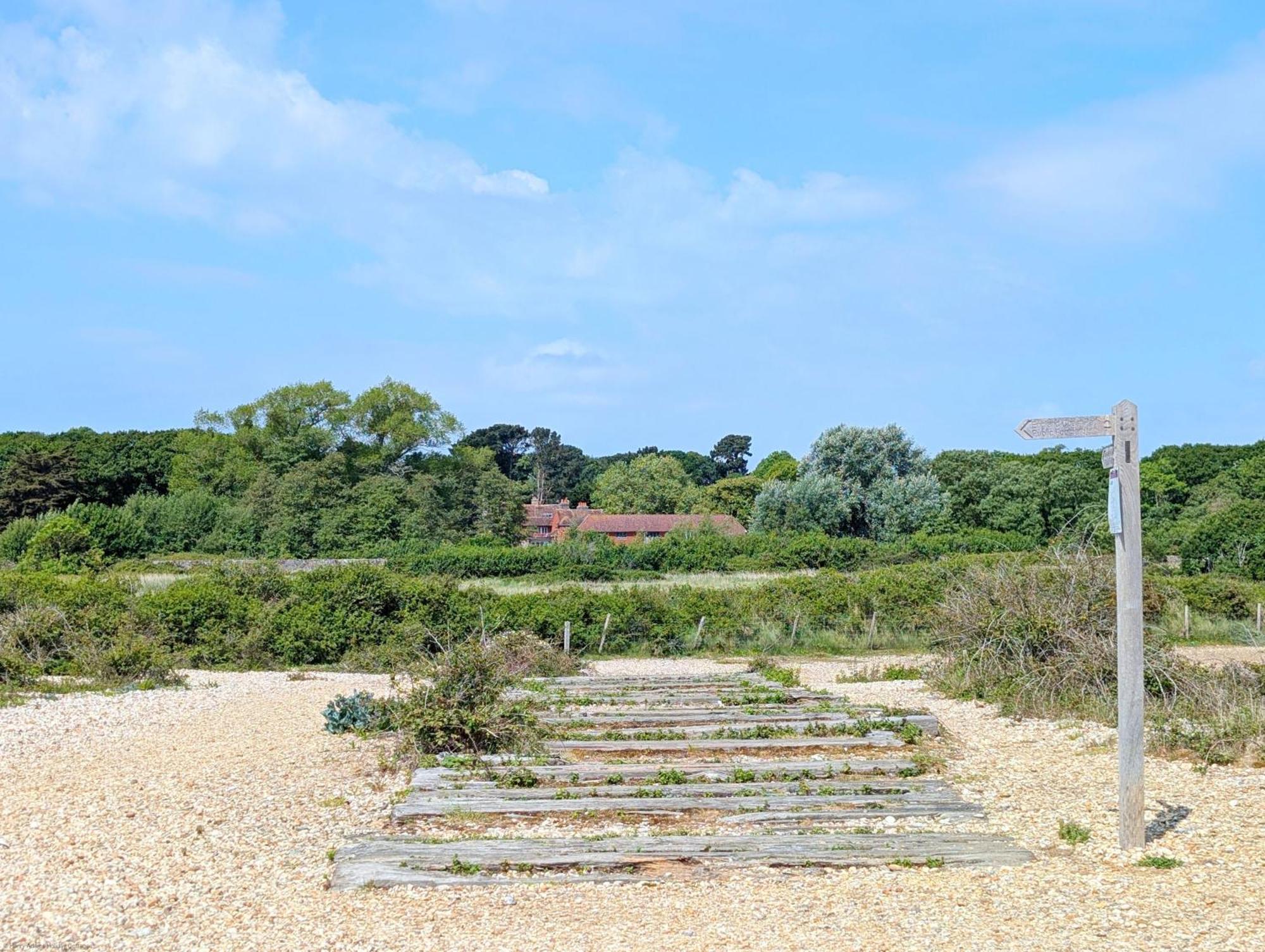 Priory Coach House - Church Norton เซลซี ภายนอก รูปภาพ